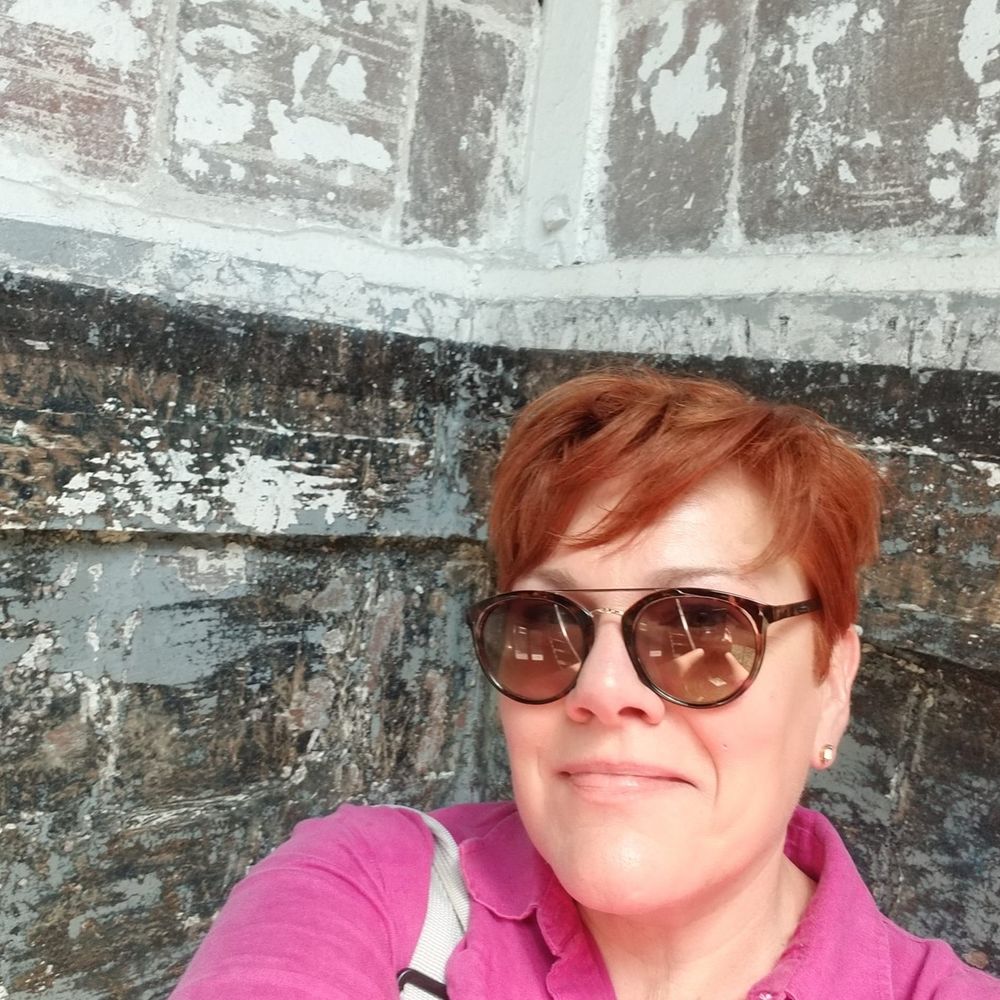 Meet your Posher, Liz